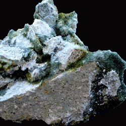 Minerales de la provincia de Alicante. Clinozoisita