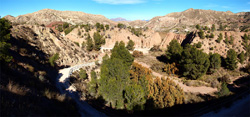 Grupo Mineralógico de Alicante. Barranco de los Ojos. Aspe. Alicante