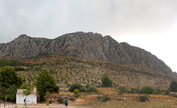 Grupo Mineralógico de Alicante. Explotación de Áridos. Siera de Segaria Ondara.  Alicante