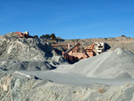 Grupo Mineralógico de Alicante. Cantera de Ofitas de los Serranos y sierra de Albatera  Alicante  