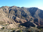 Grupo Mineralógico de Alicante. Cantera de Ofitas de los Serranos y sierra de Albatera  Alicante  