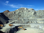 Grupo Mineralógico de Alicante.  Cantera de Ofitas de los Serranos y sierra de Albatera  Alicante  