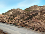 Grupo Mineralógico de Alicante. Cantera de Ofitas de los Serranos y sierra de Albatera  Alicante  