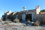 Grupo Mineralógico de Alicante. Explotaciones de Yeso El Cabezo. Cantera de los García . Villena. Alicante    