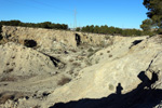 Grupo Mineralógico de Alicante. Explotaciones de Yeso El Cabezo. Cantera de los García . Villena. Alicante    