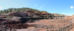 Grupo Mineralógico de Alicante. Explotación de arcilla y yesos La Murciana. Macisvenda. Murcia   