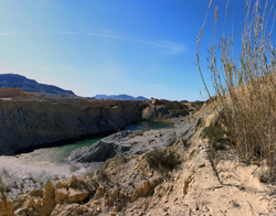 Grupo Mineralógico de Alicante. Barranco del Mulo.  Ojos. Murcia  