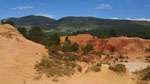 Grupo Mineralógico de Alicante.los Ocres de Roussillon. Rustrel, Región de Provenza. Francia   