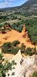 Grupo Mineralógico de Alicante.  Ópalo con Dendritas.los Ocres de Roussillon. Rustrel, Región de Provenza. Francia  