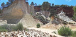 Grupo Mineralógico de Alicante. los Ocres de Roussillon. Rustrel, Región de Provenza. Francia   