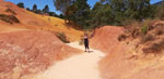 Grupo Mineralógico de Alicante. los Ocres de Roussillon. Rustrel, Región de Provenza. Francia   