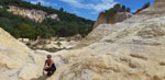 Grupo Mineralógico de Alicante. los Ocres de Roussillon. Rustrel, Región de Provenza. Francia   