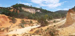 Grupo Mineralógico de Alicante. los Ocres de Roussillon. Rustrel, Región de Provenza. Francia   