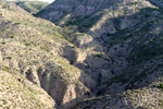 Grupo Mineralógico de Alicante. Explotación de Ofitas Los Serranos. Hondón de los Frailes. Alicante   