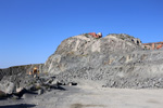 Grupo Mineralógico de Alicante. Explotación de Ofitas Los Serranos. Hondón de los Frailes. Alicante   