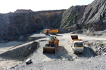 Grupo Mineralógico de Alicante. Explotación de Ofitas Los Serranos. Hondón de los Frailes. Alicante  