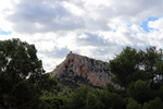 Grupo Mineralógico de Alicante. Explotación de ofitas en la Sierra de Oltra. Calpe.  Alicante  