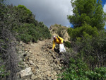 Grupo Mineralógico de Alicante. Explotación de ofitas en la Sierra de Oltra. Calpe.  Alicante  