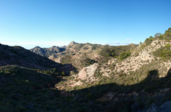 Grupo Mineralógico de Alicante.Sierra de Albatera. Hondón de los Frailes. Alicante   