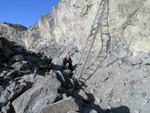 Grupo Mineralógico de Alicante.  Explotación de Ofitas Los Serranos. Hondón de los Frailes. Alicante  