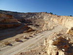 Grupo Mineralógico de Alicante. Explotación de Áridos. Enguera. Comarca Canal de Navarres. Valencia   