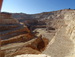 Grupo Mineralógico de Alicante. Explotación de Áridos. Enguera. Comarca Canal de Navarres. Valencia   