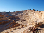 Grupo Mineralógico de Alicante. Explotación de Áridos. Enguera. Comarca Canal de Navarres. Valencia   