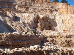 Grupo Mineralógico de Alicante.  Explotación de Áridos. Enguera. Comarca Canal de Navarres. Valencia  