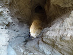 Grupo Mineralógico de Alicante. Afloramiento de Marcasitasa en el Alcavo. Agost. Alicante  