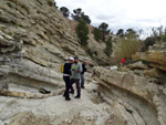 Grupo Mineralógico de Alicante. Afloramiento de Marcasitasa en el Alcavo. Agost. Alicante  