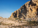 Grupo Mineralógico de Alicante. Cantera Casablanca. Lloma Alta, Les Boqueres, San Vicente del Raspeig, Alicante  