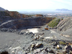 Grupo Mineralógico de Alicante. Cantera los Serranos. Sierra de Albatera. Hondon de los Frailes. Alicante 