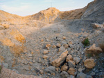 Grupo Mineralógico de Alicante. Cantera Casablanca. Lloma Alta, Les Boqueres, San Vicente del Raspeig, Alicante  