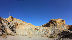 Grupo Mineralógico de Alicante. Cantera Casablanca. Lloma Alta, Les Boqueres, San Vicente del Raspeig, Alicante  