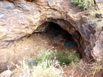 Grupo Mineralógico de Alicante. Cabezo de San Juan. minas Rómulo y Pajaritos.
 La Unión. Murcia   