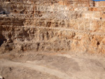 Grupo Mineralógico de Alicante. Gravera del Barraquero, Hoya Redonda, Enguera. Comarca Canal de Navarrés, València  