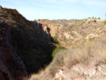 Grupo Mineralógico de Alicante. Afloramiento del Keuper, Chella. Comarca Canal de Navarrés, València