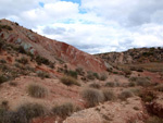 Grupo Mineralógico de Alicante. Yacimiento de Aragonitos de Loma Badá. Petrer. Alicante   