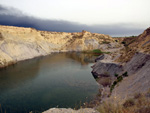 Grupo Mineralógico de Alicante. Canteras de arcilla situadas en la Zona del Pla, junto a la siera de los Tajos. Agost. Alicante