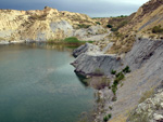 Grupo Mineralógico de Alicante. Canteras de arcilla situadas en la Zona del Pla, junto a la siera de los Tajos. Agost. Alicante