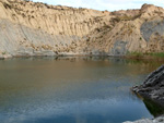 Grupo Mineralógico de Alicante. Canteras de arcilla situadas en la Zona del Pla, junto a la siera de los Tajos. Agost. Alicante