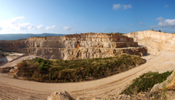 Grupo Mineralógico de Alicante. Gravera del Barquero. Enguera. Valencia