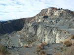 Grupo Mineralógico de Alicante. Explotación de Ofitas. Los Serranos. Albatera. Alicante