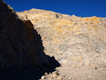 Grupo Mineralógico de Alicante. Explotación de de áridos de Holcin. El Cabezonet. Busot. Alicante

