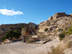 Grupo Mineralógico de Alicante. Explotación de de áridos de Holcin. El Cabezonet. Busot. Alicante

