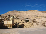 Grupo Mineralógico de Alicante. Explotación de de áridos de Holcin. El Cabezonet. Busot. Alicante

