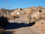 Grupo Mineralógico de Alicante.Canteras de yeso las Viudas. La Alcoraia. Alicante   