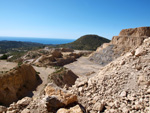 Grupo Mineralógico de Alicante.Cantera de Áridos Holcin. Busot. Alicante 