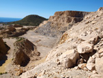 Grupo Mineralógico de Alicante.Cantera de Áridos Holcin. Busot. Alicante