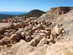 Grupo Mineralógico de Alicante.Cantera de Áridos Holcin. Busot. Alicante